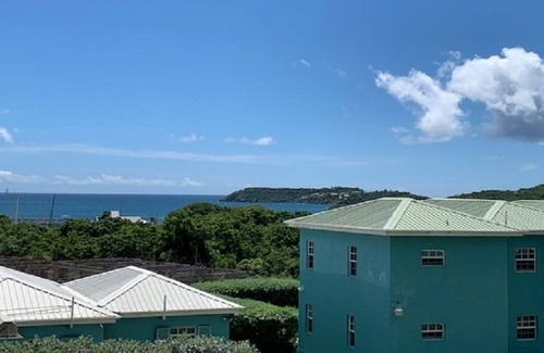 Falmouth Harbour Apartamento | NEEM VIEW APARTMENT #1 With A VIEW