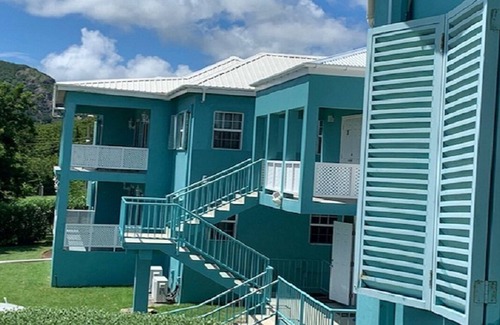 Falmouth Harbour Apartamento | NEEM VIEW APARTMENT #1 With A VIEW