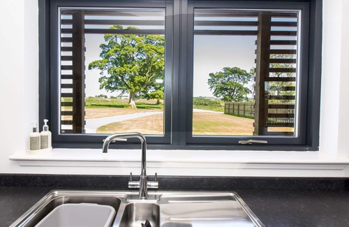 Inverurie Cabaña | Nef-Stedi, INVERURIE