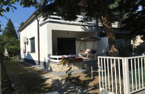 Balatonvilagos Apartamento | Nefelejcs Apartman