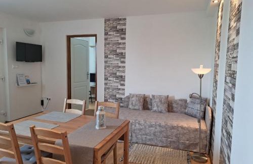 Balatonkenese Casa | Nefelejcs Vendégház