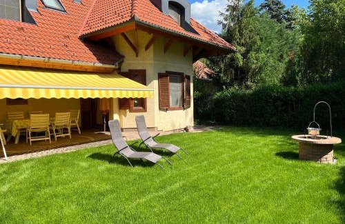 Zamardi Villa | Nefelejts Deluxe Home