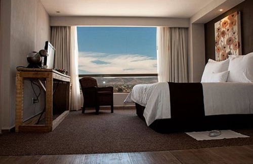 León Hotel | NEhotel Nueva Estancia
