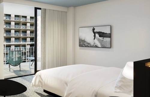 Diamond Head - Kapahulu - St. Louis Hotel | Neighborhood One Queen with Lanai, 2 Units, Romer House Waikiki