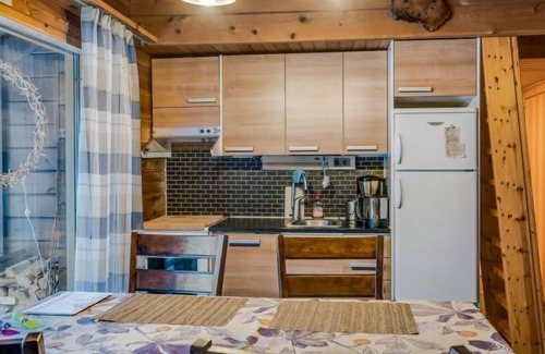 Yllasjarvi Casa | Neljä vuodenaikaa a1/karpalo by Interhome