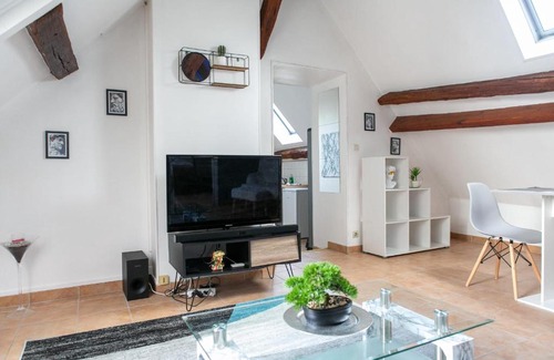 Nemours Apartamento | Nemours Le Tanneurs - Jacuzzi- Vue Château