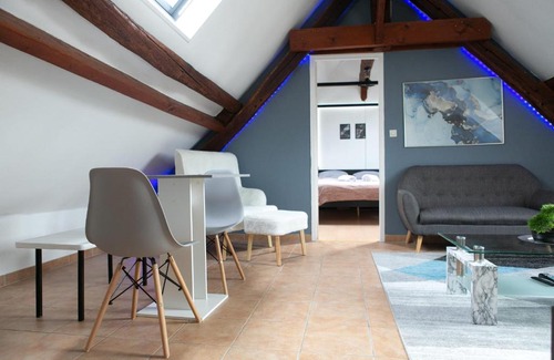 Nemours Apartamento | Nemours Le Tanneurs - Jacuzzi- Vue Château