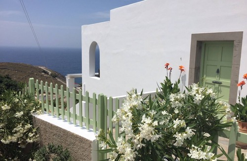 Skala Villa | Nena's Art House, tu balcón sobre el mar Egeo