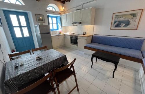 Paleopolis Apartamento | Neoclassical apartment, Central Chora Andros