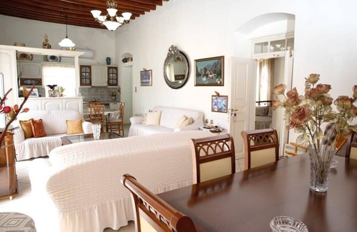 Leros Apartamento | Neoclassical Splendor, Unique Experience in Leros