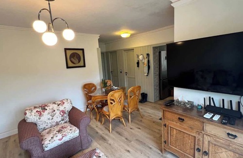 Csopak Apartamento | Neon apartment with balcony, garden view, super amenities.