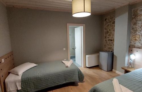Agia Cama Y Desayuno | Neon