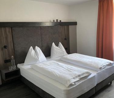 Vipiteno Historic Center Cama Y Desayuno | Nepomuk rooms