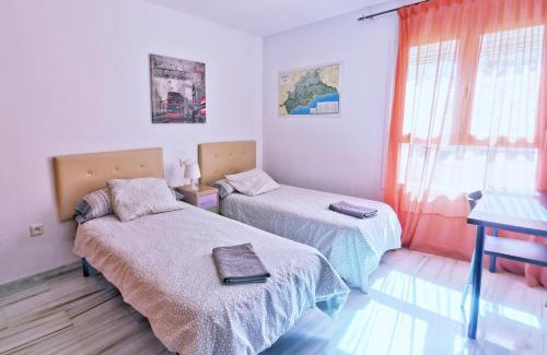 Carretera de Cadiz Apartamento | Neptuno Apartment: Sun, beach and relax in Huelin