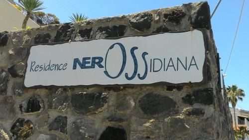 Acquacalda Apartamento | NerOssidiana sul mare di Lipari