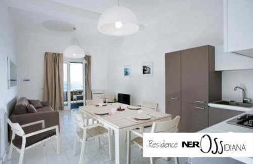 Acquacalda Apartamento | NerOssidiana sul mare di Lipari