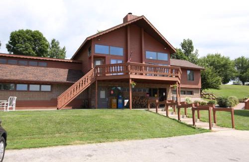 West Salem Otro | Neshonoc Lakeside Camping Resort