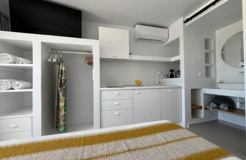 Parasporos Apartamento | Neso seafront studio Paros