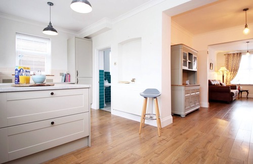 Newport Casa | Nessas Nook by Tŷ SA - Newport
