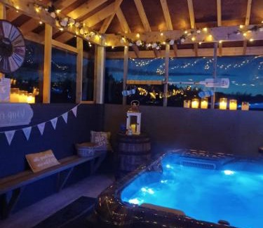 Londonderry Cabina | Nesswood Glamping Holiday Pods