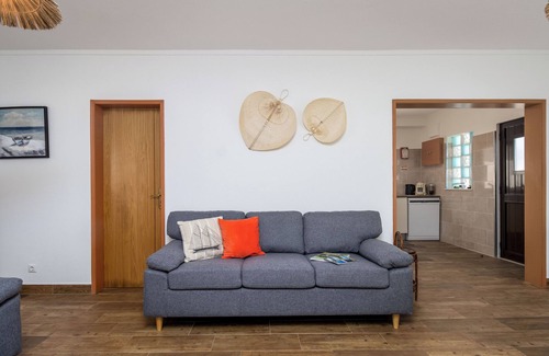 Carvalhal Casa | Nest by the Lagoa - A Simple, Stylish Stay Near Carvalhal