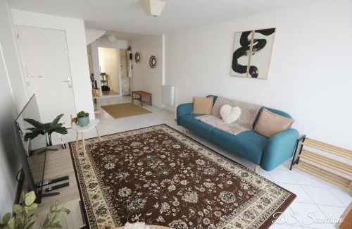 Saintes Casa | Nest - Maison Rénovée, Parking gratuit, Fibre