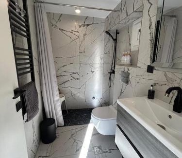 Neoi Epivates Apartamento | Nest suite by Oikies Rentals