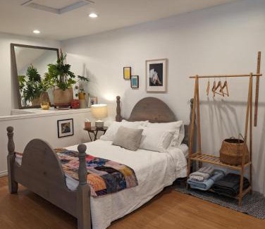 Okotoks Casa | Nesting Suite Okotoks