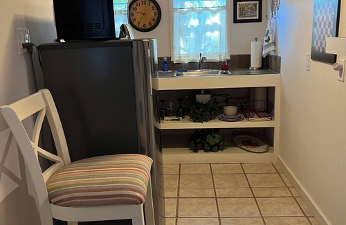 Glen Rose Apartamento | Nestle Inn-centrally located-walk to historic town Square-Big Rocks park & more