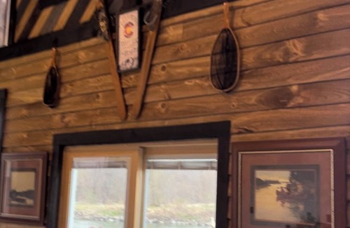 Whitehall Cabina | Nestled along the Mettowee River this charming 2-bedroom cabin in Whitehall