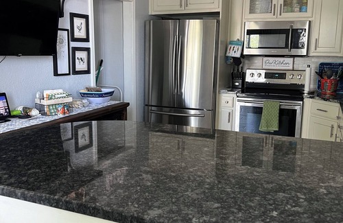 Piney Casa | Nestled at the bottom of the Ouachita Mountains, lake front living