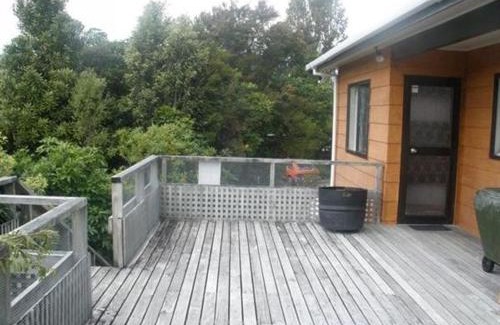 Pukawa Casa | Nestled Atop the Lane - Pukawa Bay Holiday Home