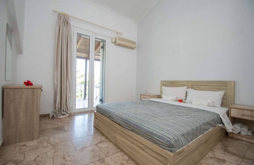 Limni Keri Apartamento | Nestled in Keri, 500m from the Ionian Sea, this complex offers comfort, relaxation, and beauty.