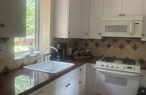 Broadmoor Casa | Nestled in Cheyenne Canyon and one minute walk to the Broadmoor hotel!