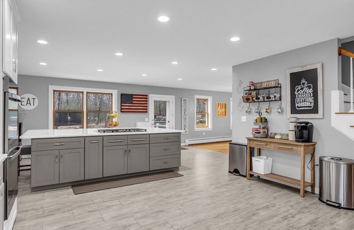 Lunenburg Casa | Nestled in nature, this beautiful home is perfect for entertaining & adventures.