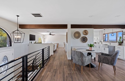Tucson Casa | Nestled in the beautiful desert of Tucson, this home will take your breath away.