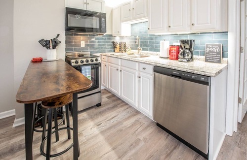 Smithville Apartamento | Nestled in the heart of downtown Smithville, MO