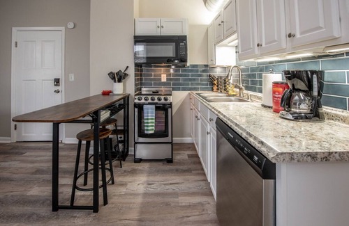 Smithville Apartamento | Nestled in the heart of downtown Smithville, MO