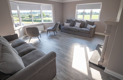 Kilkeel Casa | Nestled in the magnificent Mournes. 5 minutes to the beach. Countryside peace.