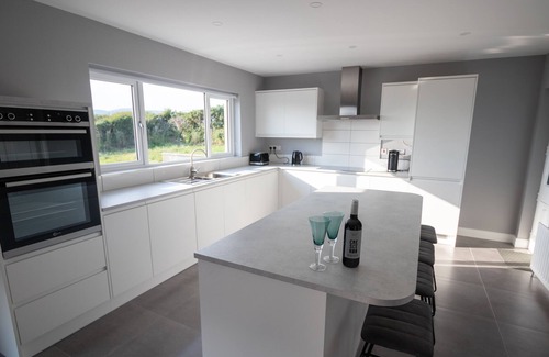 Kilkeel Casa | Nestled in the magnificent Mournes. 5 minutes to the beach. Countryside peace.
