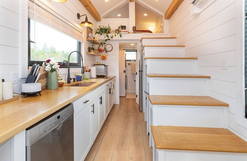 Alexander Casa | Nestled in the mountains, this cozy tiny home is 15 minutes to Asheville.
