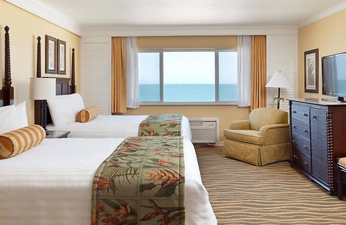 St. Pete Beach Complejo | Beachside Villas ubicadas en el paraíso con costas arenosas, río lento, isla privada y aventuras familiares