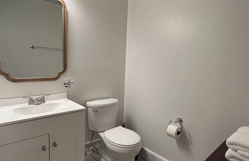 Union Apartamento | Nestled Inn in the cute little town of Union WV