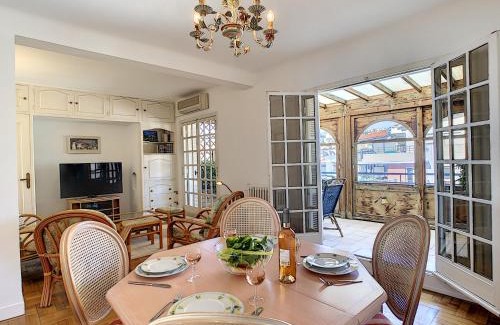 Nice City Centre Apartamento | Nestor&Jeeves - BEACH COTTAGE TERRACE - Central - Very close sea - Top floor