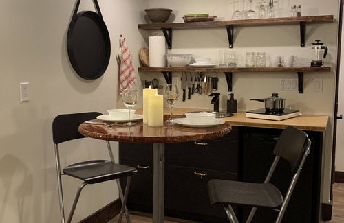 Yellowhead County Apartamento | Net Zero Passive House Private Suite in the Country