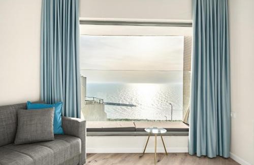 Netanya Apartamento | Netanya Beachfront Bliss Apartments