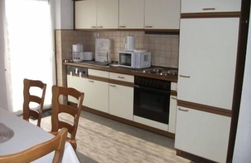 Dittelbrunn Apartamento | Apartamento recién amueblado con balcón.