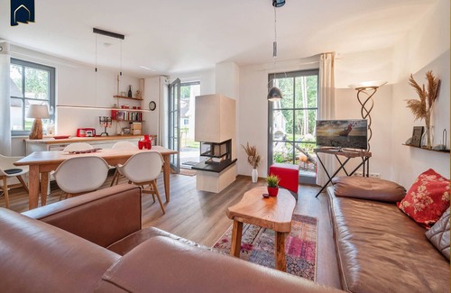 Zirchow Casa | Neu Errichtetes Ferienhaus in Ruhiger Wohngegend mit Parkplatz, Sauna und Wlan