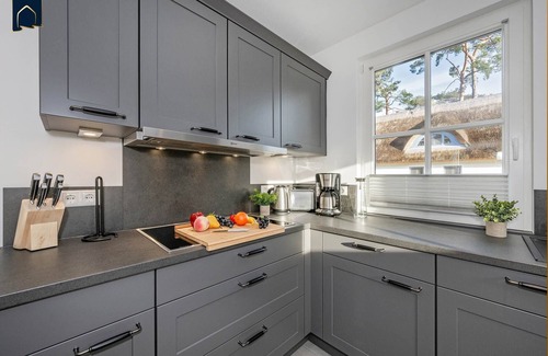 Zirchow Casa | Neu Errichtetes Ferienhaus in Ruhiger Wohngegend mit Parkplatz, Sauna und Wlan
