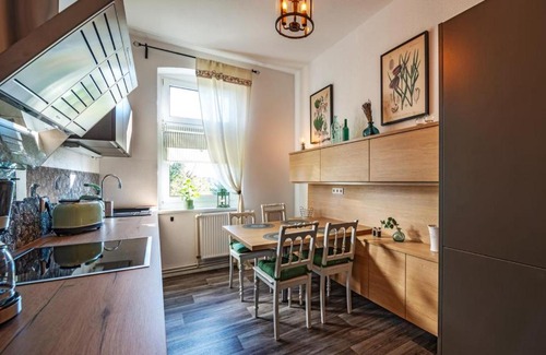 Finsterwalde Apartamento | NEU! FeWo Annelieses Kemenate